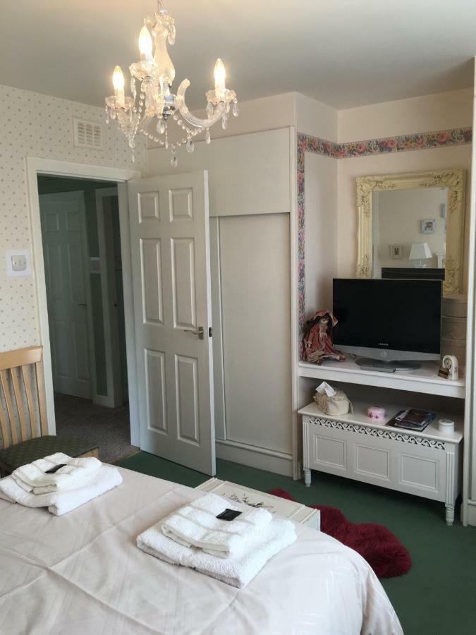 Rose Villa Bed And Breakfast 포퍼 외부 사진